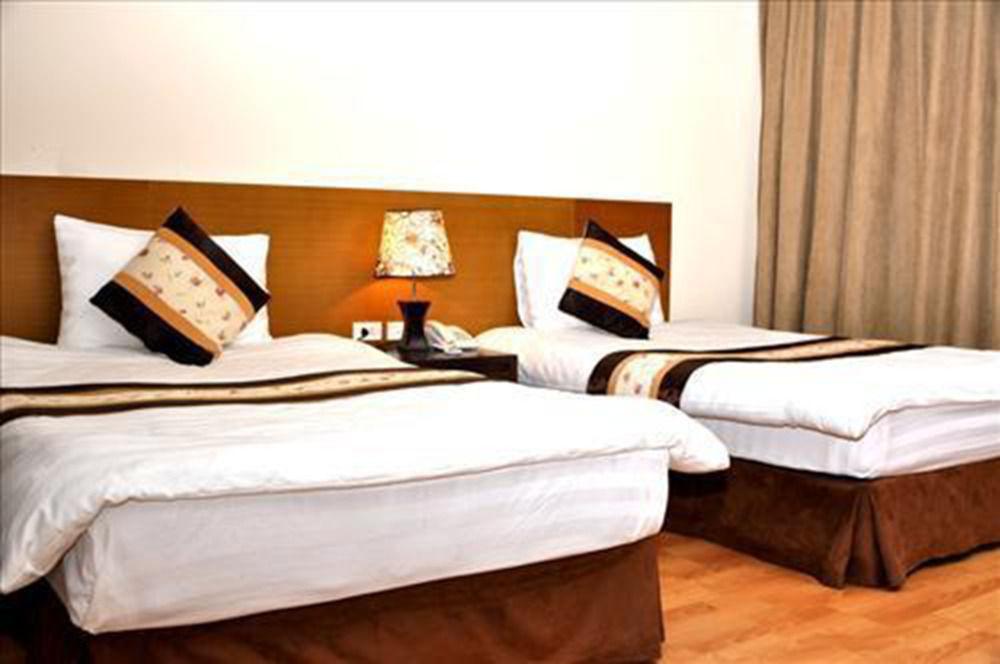 Hanoi Lucky Hn - By Bay Luxury Esterno foto